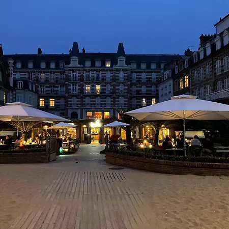 شقة Palace Le Bonheur *