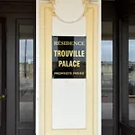 Palace Le Bonheur *