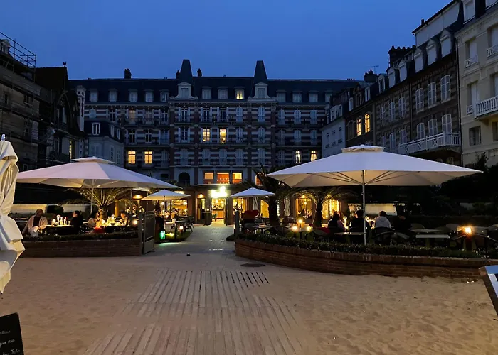 Apartmán Palace Le Bonheur *