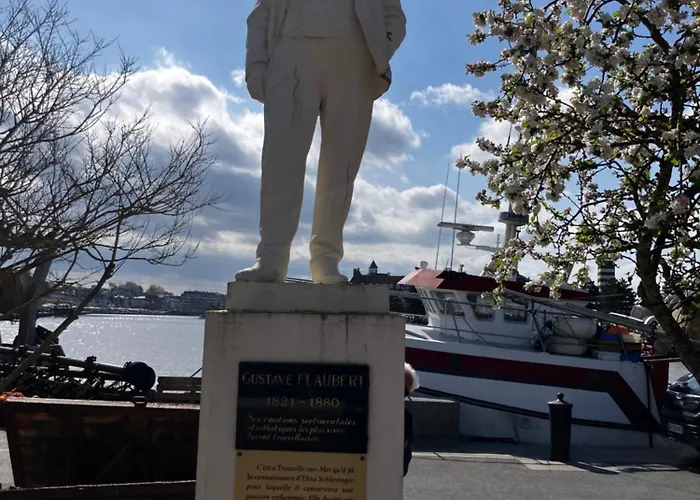 Palace Le Bonheur Трувиль-сюр-Мер