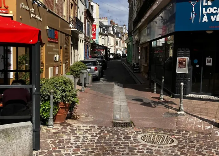 Palace Le Bonheur * تروفيي سور مير